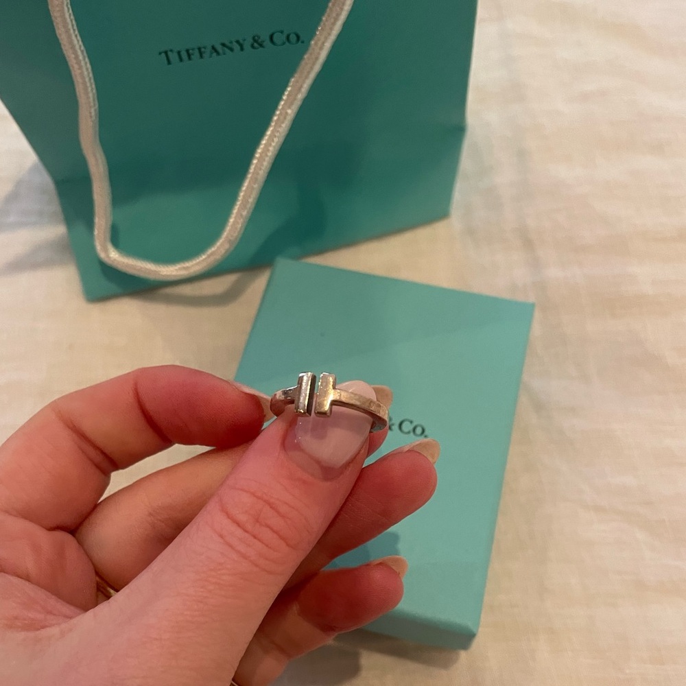 Tiffany T Ring